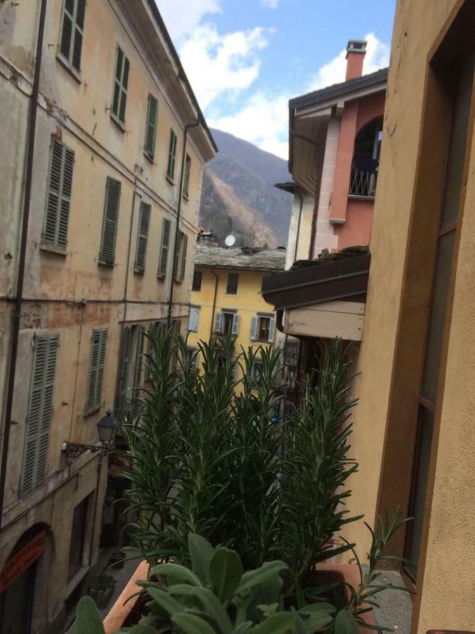 Apartmán Casa Nel Centro Storico Varallo Exteriér fotografie